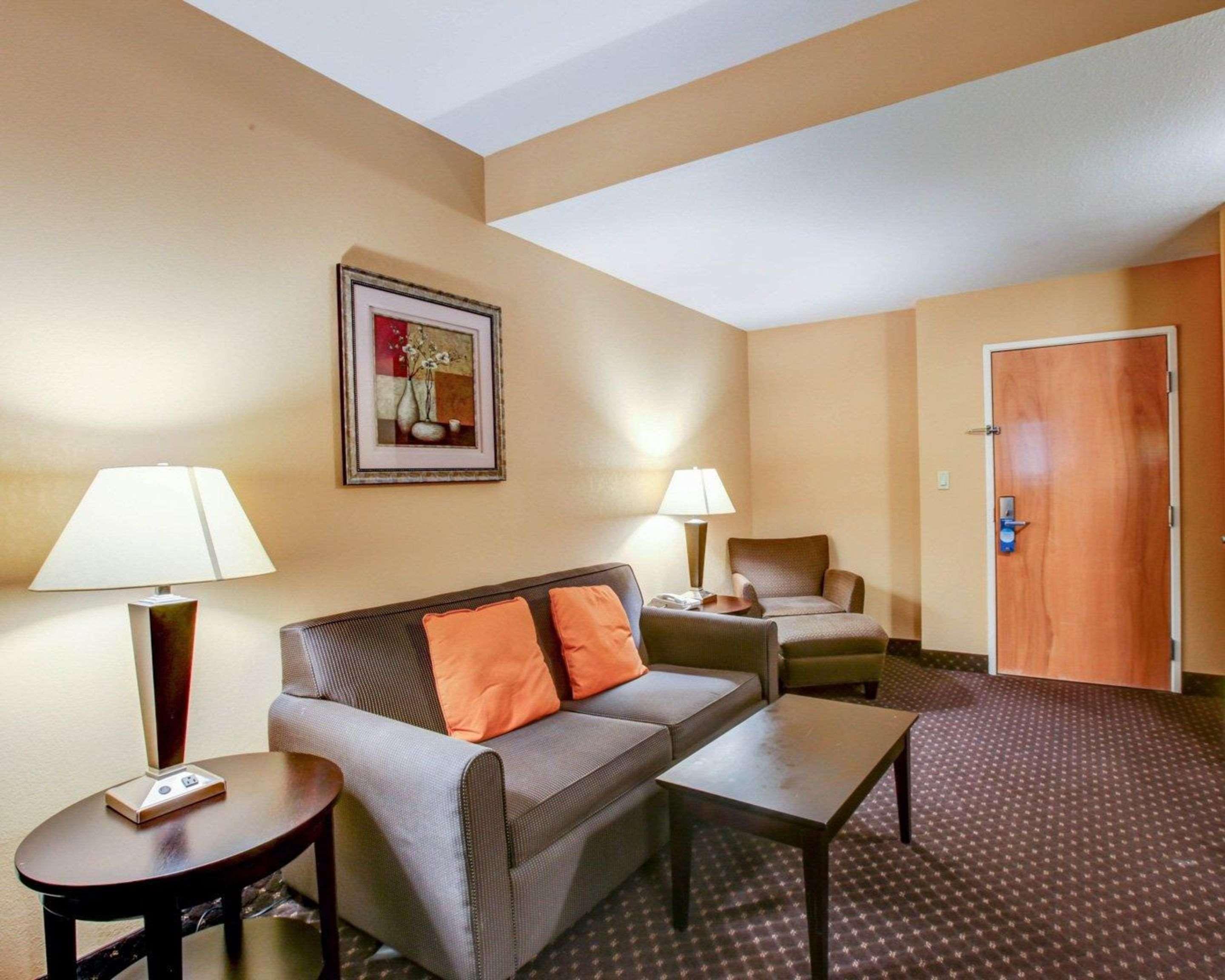 Comfort Suites At Rivergate Mall Гудлетсвилл Экстерьер фото