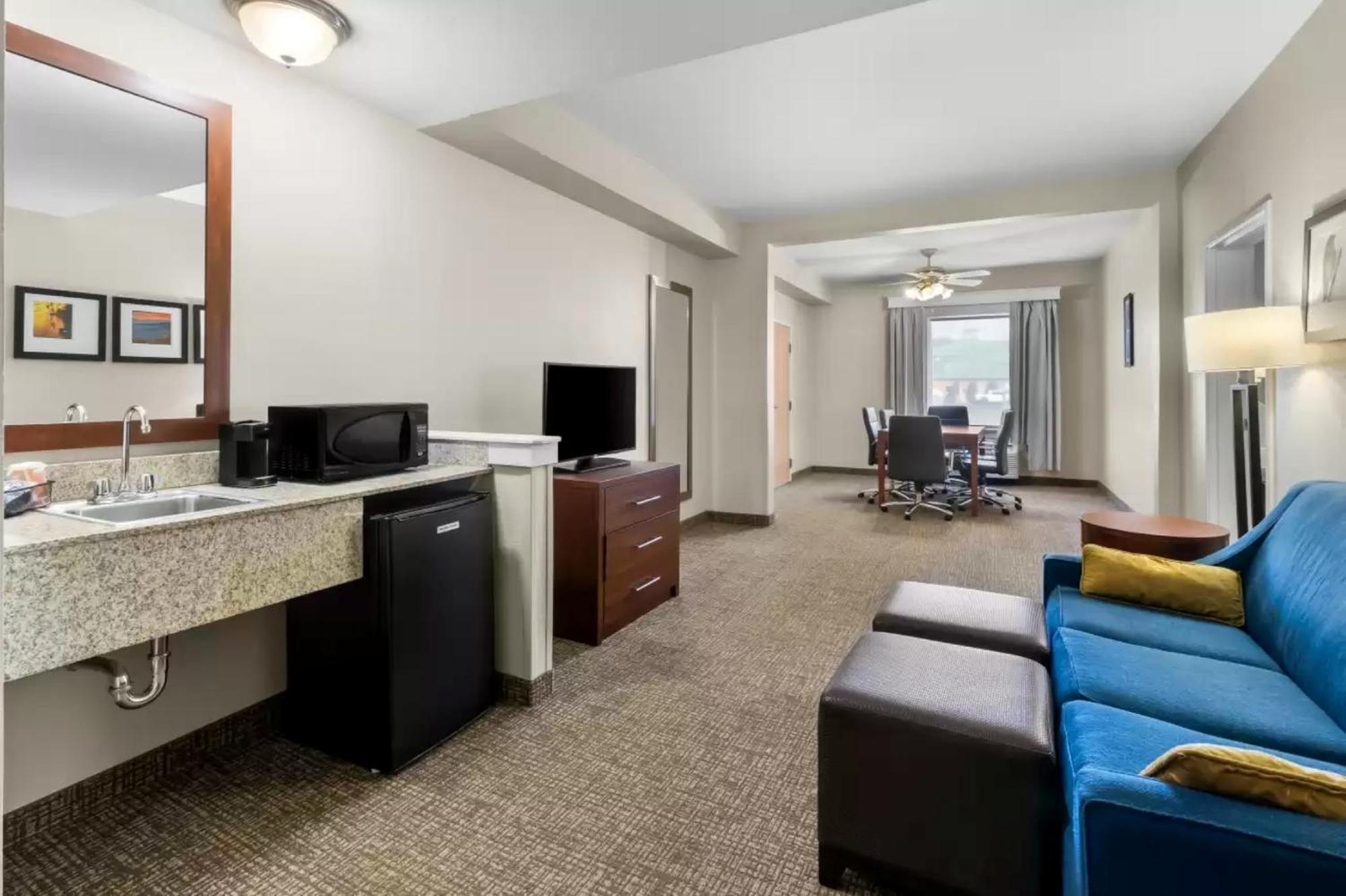 Comfort Suites At Rivergate Mall Гудлетсвилл Экстерьер фото