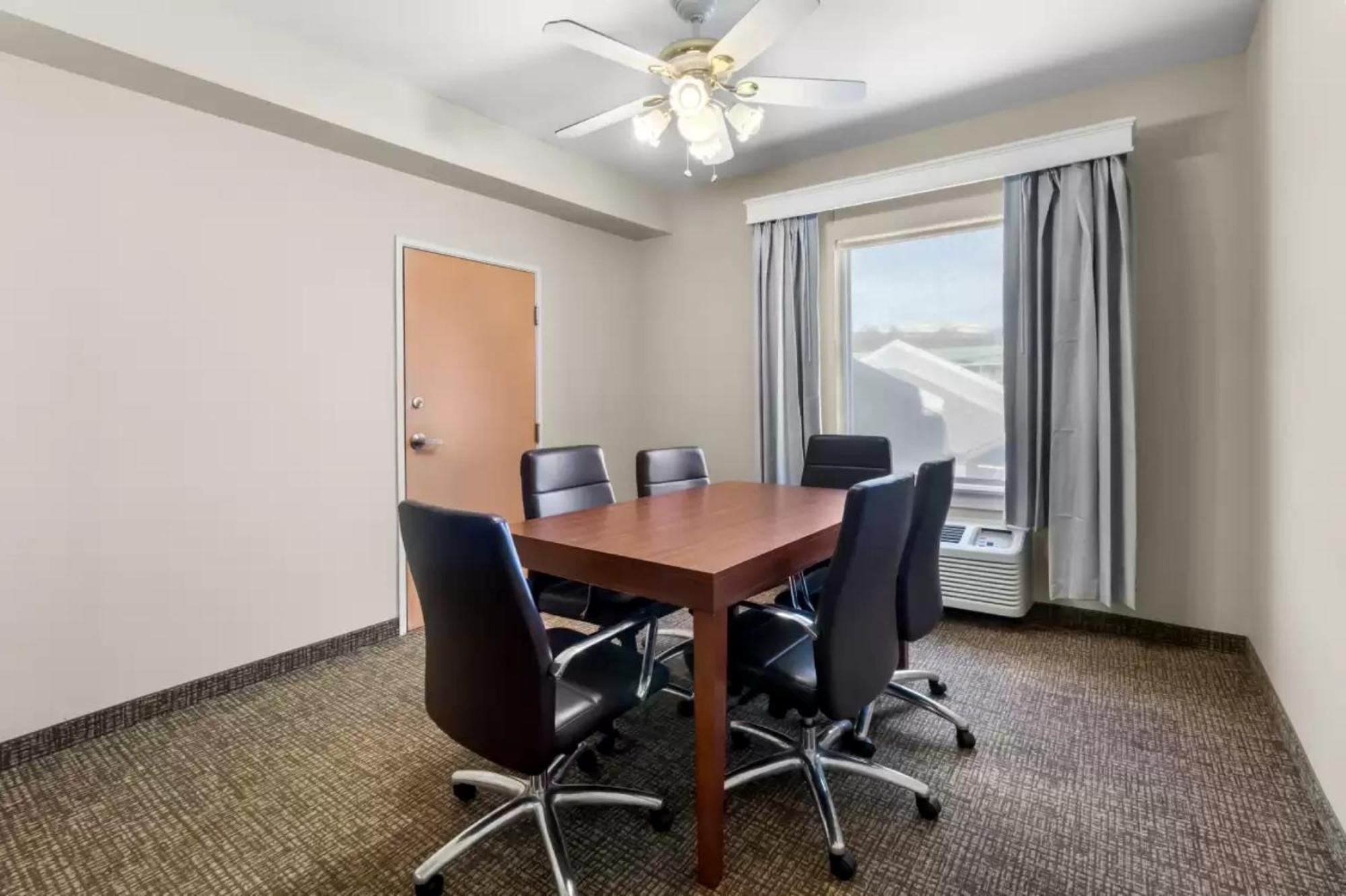 Comfort Suites At Rivergate Mall Гудлетсвилл Экстерьер фото