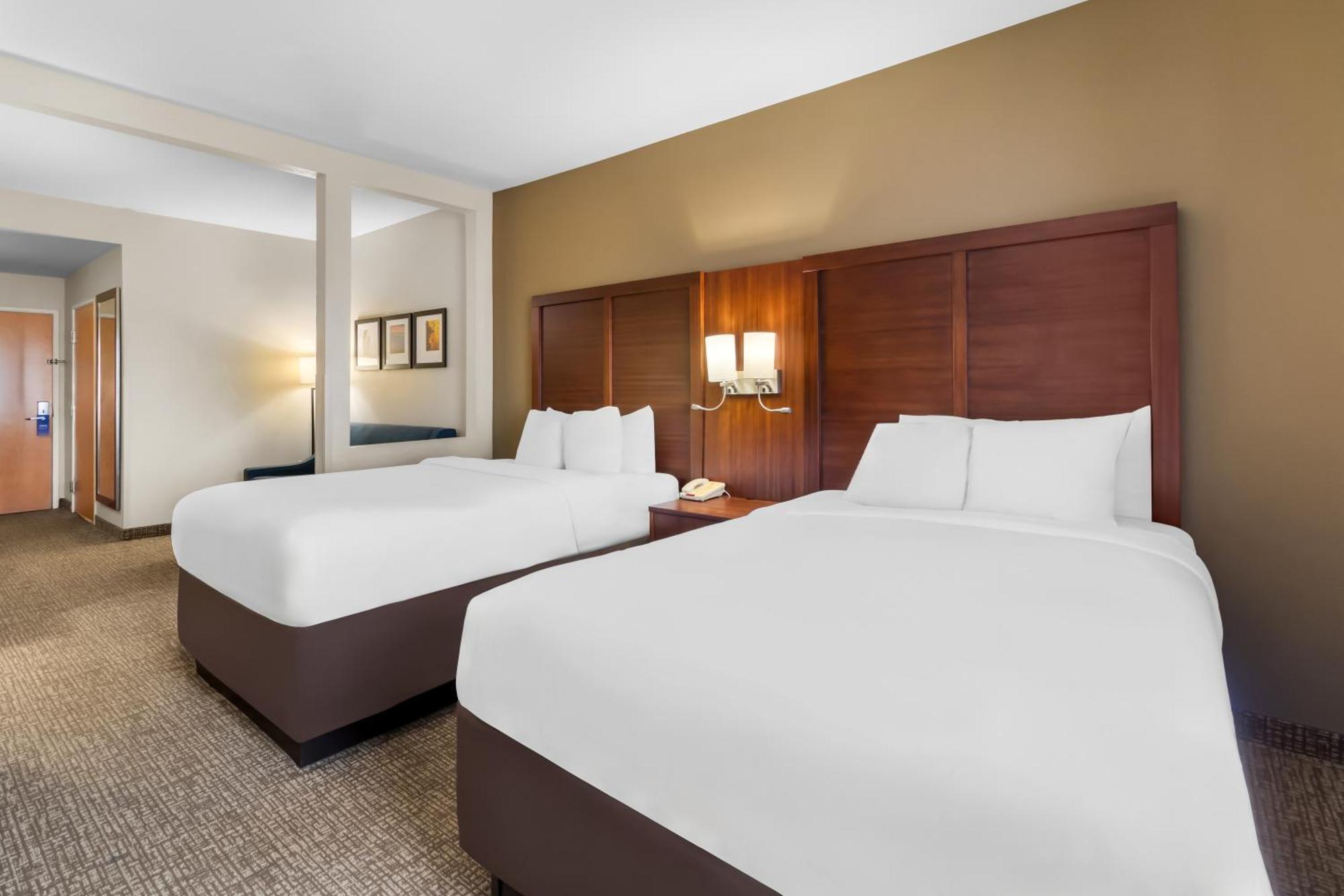 Comfort Suites At Rivergate Mall Гудлетсвилл Экстерьер фото
