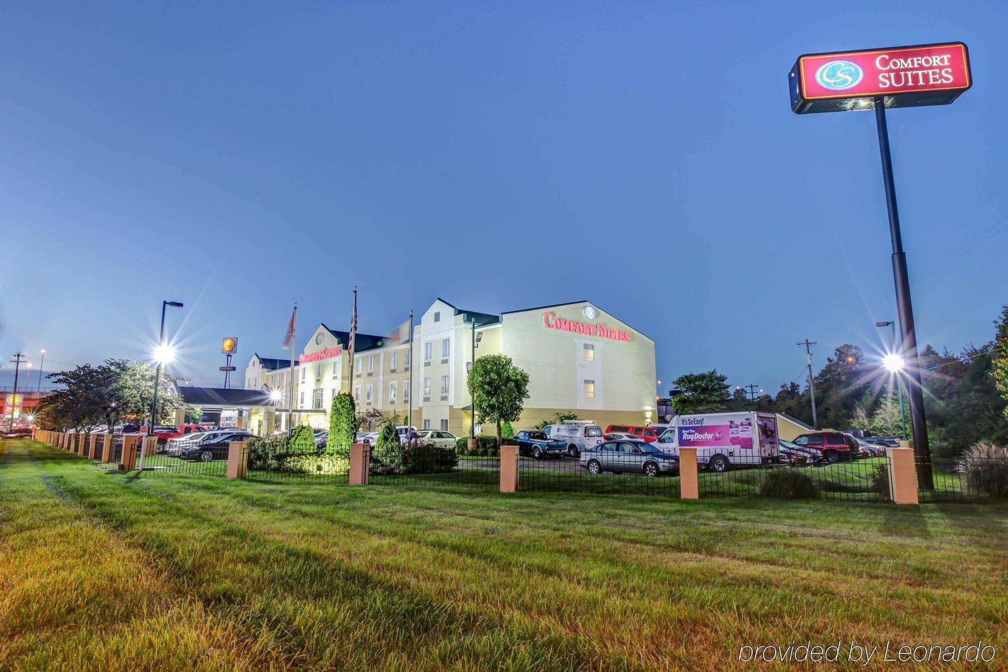 Comfort Suites At Rivergate Mall Гудлетсвилл Экстерьер фото